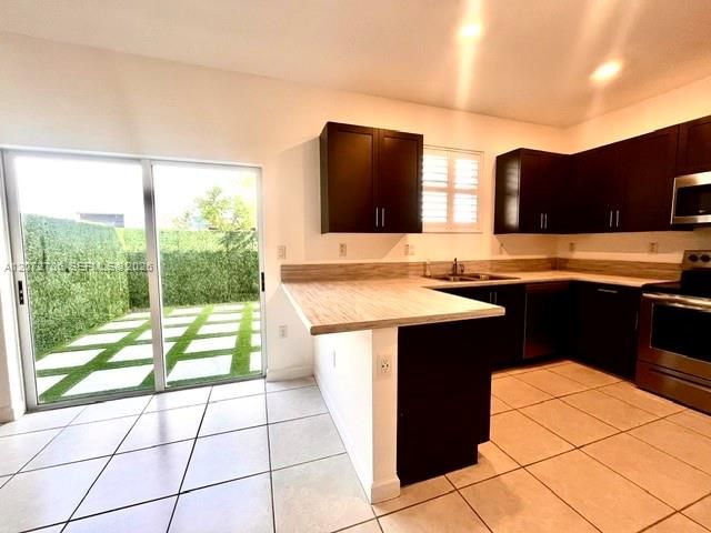 2606 SE 13th Street, Homestead, FL 33035