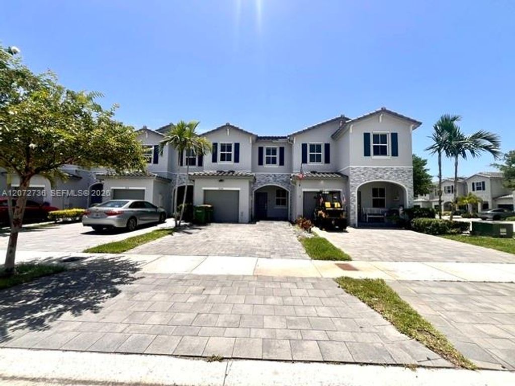 2606 SE 13th Street, Homestead, FL 33035