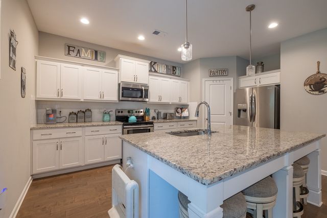 68 Dunley Court, Ellerslie, GA 31807