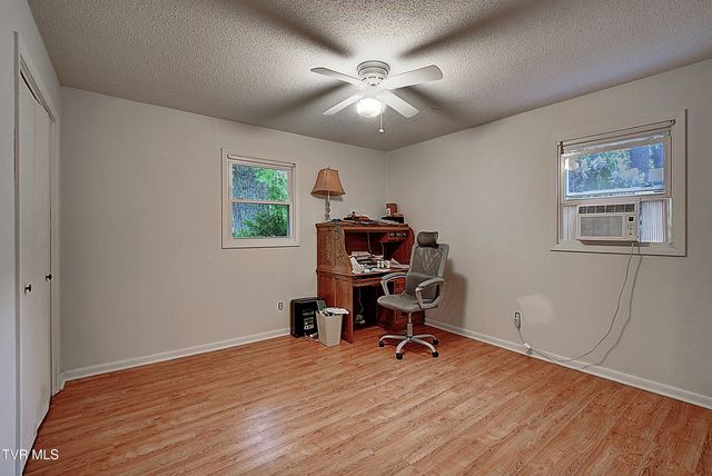 111 Independence Lane, Elizabethton, TN 37643