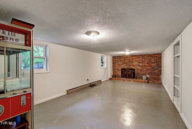 111 Independence Lane, Elizabethton, TN 37643