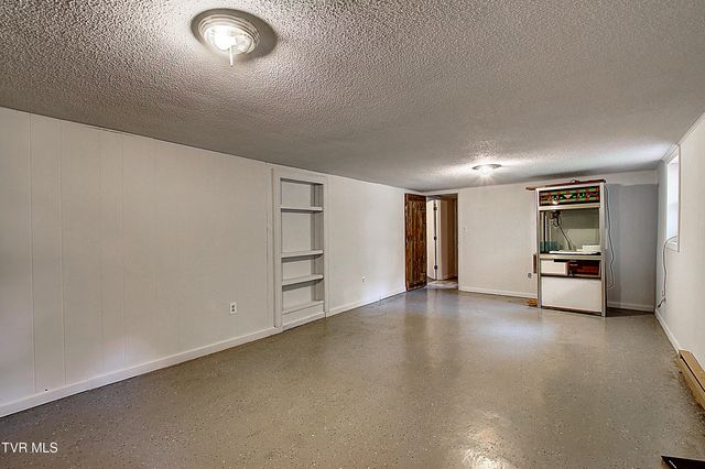 111 Independence Lane, Elizabethton, TN 37643