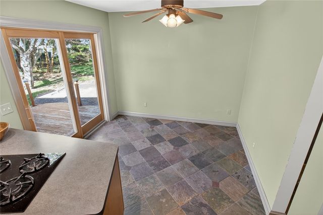 670 Claybourne Rd, Brighton, NY 14618