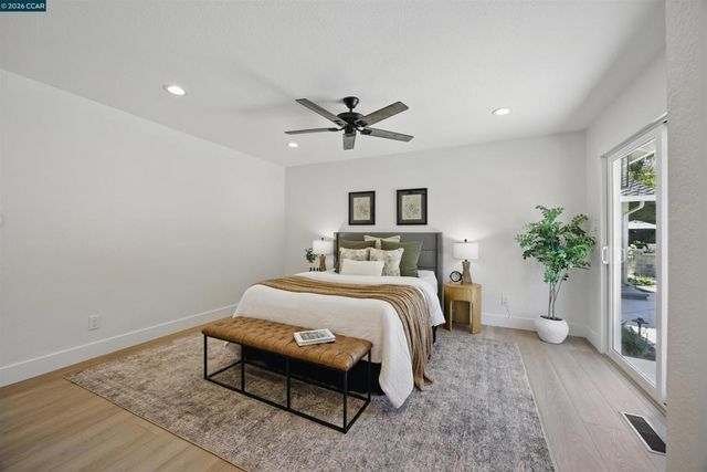 1430 Carpenter Rd, Oakley, CA 94561