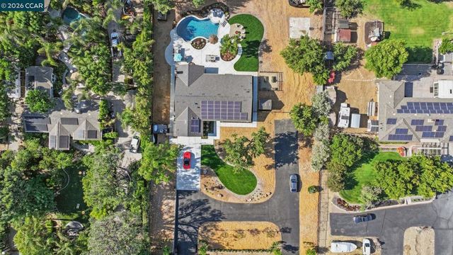 1430 Carpenter Rd, Oakley, CA 94561