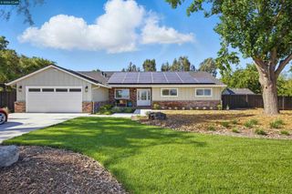 1430 Carpenter Rd, Oakley, CA 94561