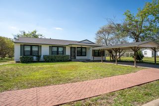 1017 N Houston Street, Royse City, TX 75189