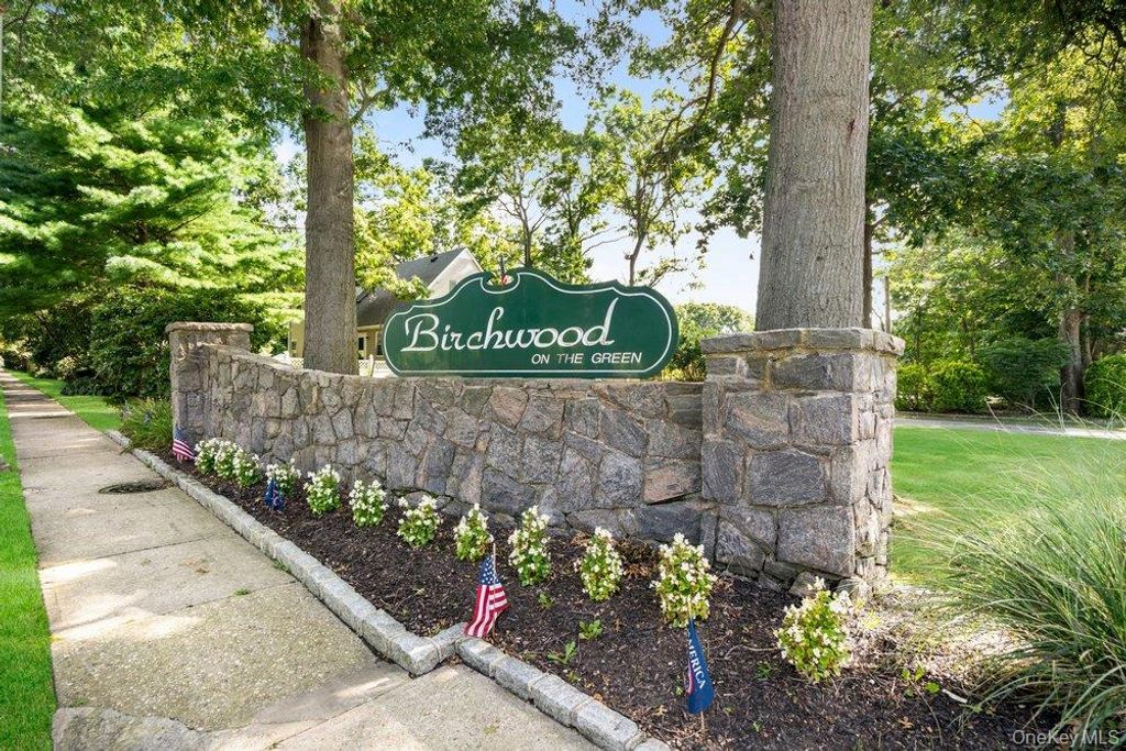 3113 Wilshire 3113, Oakdale, NY 11769 — exterior