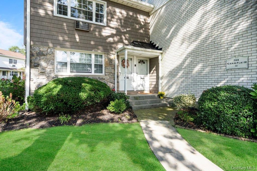 3113 Wilshire 3113, Oakdale, NY 11769 — photo 2