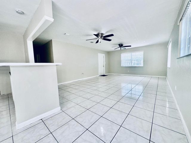 2849 SW 8th Street, Fort Lauderdale, FL 33312