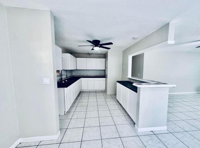 2849 SW 8th Street, Fort Lauderdale, FL 33312