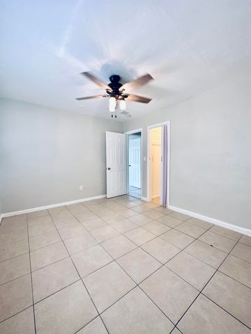 2849 SW 8th Street, Fort Lauderdale, FL 33312