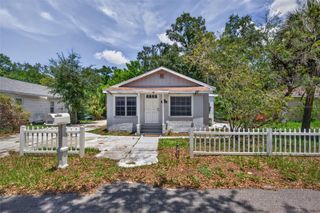 411 12TH AVENUE E, Bradenton, FL 34208