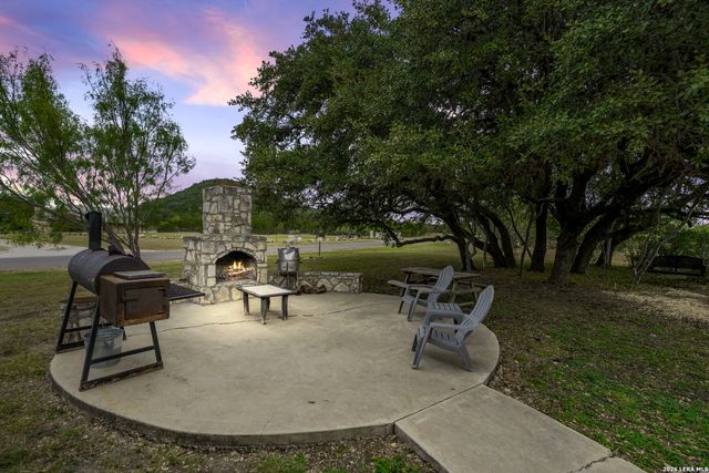 19 Wisteria Way, Concan, TX 78838