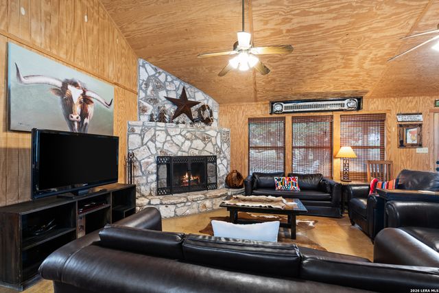 19 Wisteria Way, Concan, TX 78838