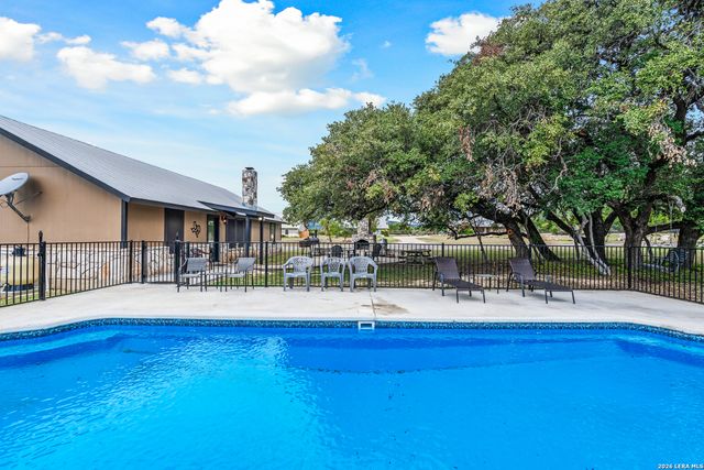 19 Wisteria Way, Concan, TX 78838