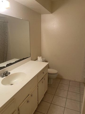 708 Carol Lynn Drive, Missouri City, TX 77489