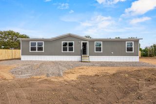 200 Garcia, Belen, NM 87002