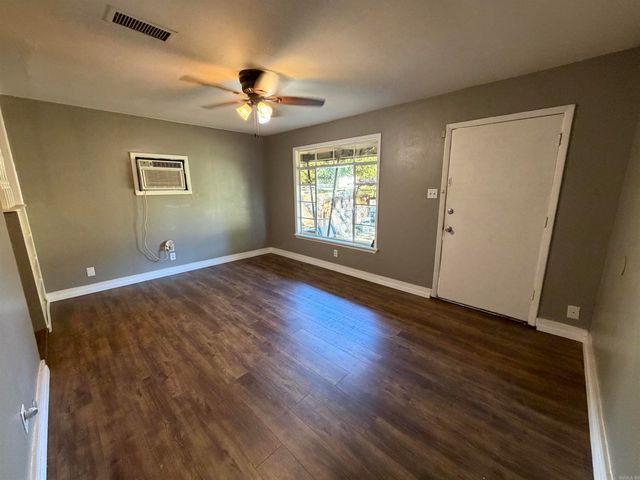 84 Lancaster, Little Rock, AR 72209