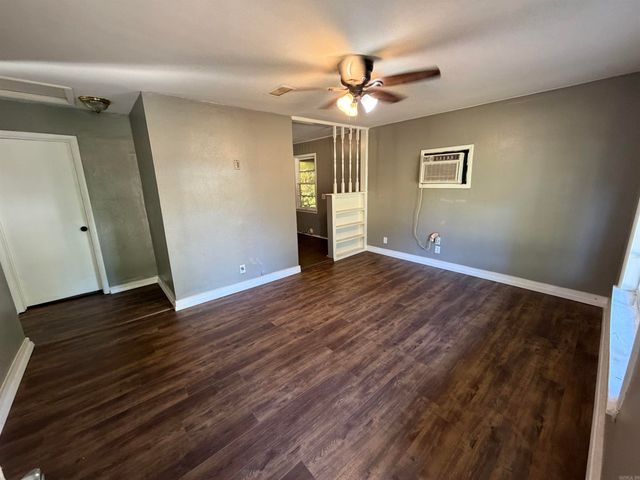 84 Lancaster, Little Rock, AR 72209