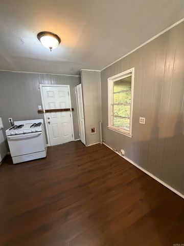 84 Lancaster, Little Rock, AR 72209