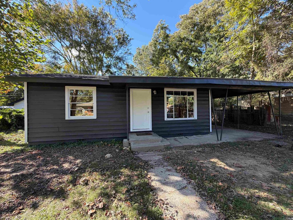 84 Lancaster, Little Rock, AR 72209