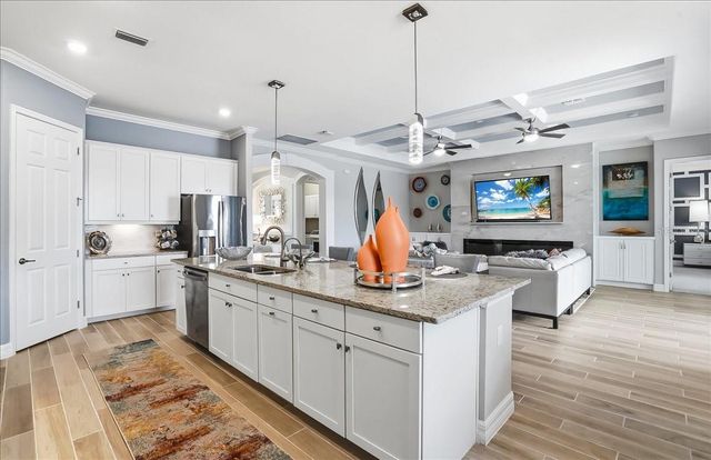 10900 TARFLOWER DRIVE, Venice, FL 34293