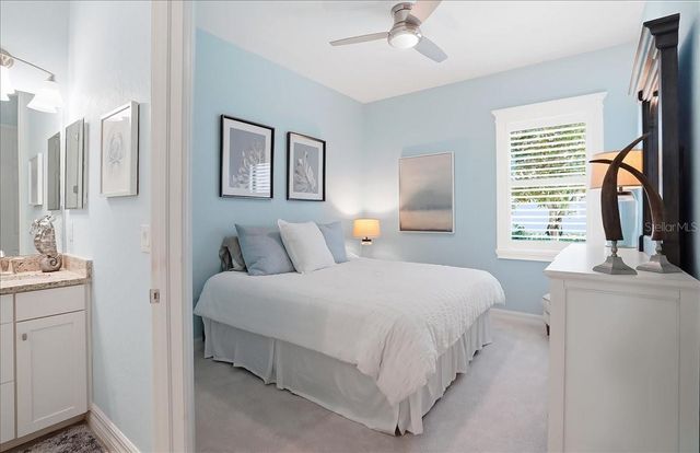 10900 TARFLOWER DRIVE, Venice, FL 34293