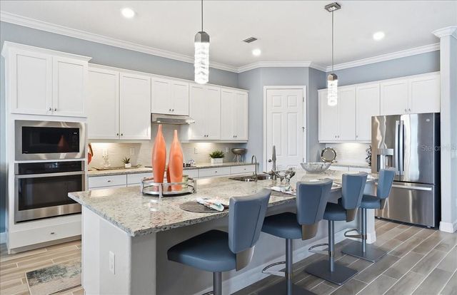 10900 TARFLOWER DRIVE, Venice, FL 34293