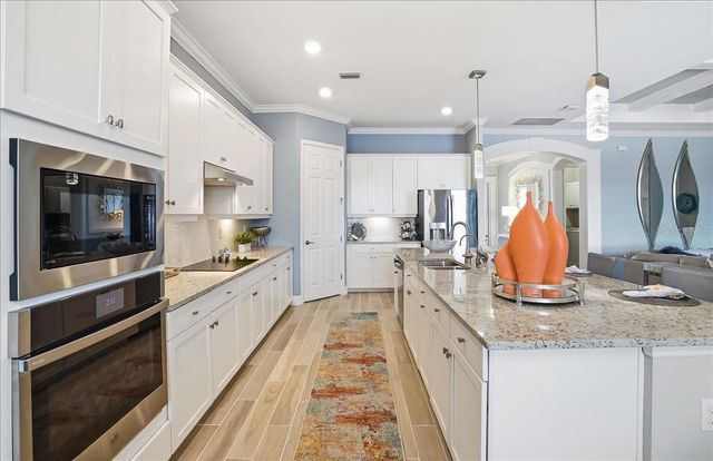 10900 TARFLOWER DRIVE, Venice, FL 34293