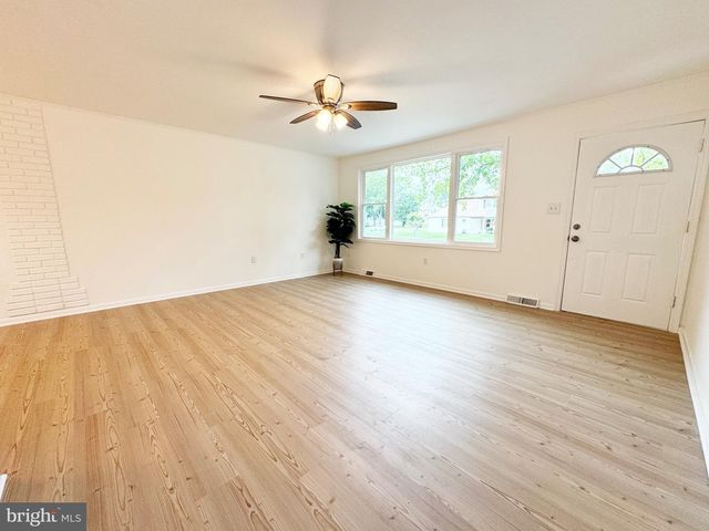 914 TOWNSEND BLVD, Dover, DE 19901