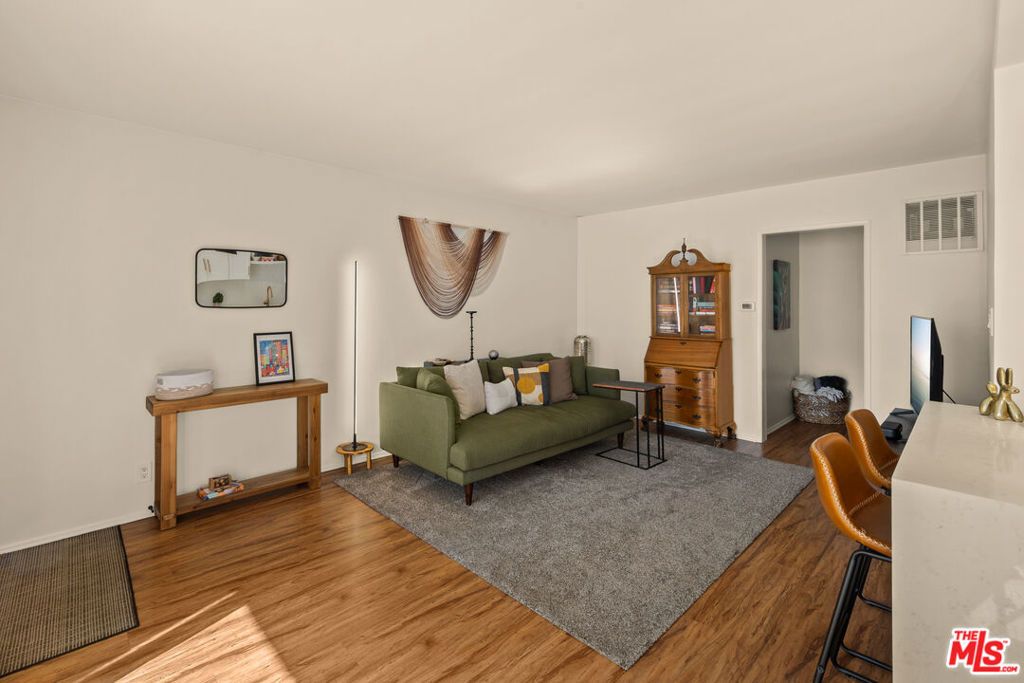 2621 Centinela Avenue 17, Santa Monica, CA 90405 — photo 3