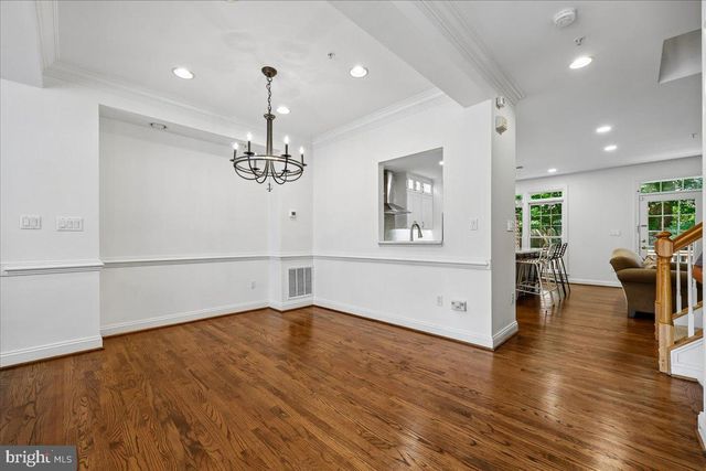 10539 TUCKERMAN HEIGHTS CIR, Rockville, MD 20852