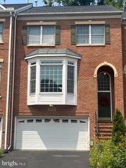 10539 TUCKERMAN HEIGHTS CIR, Rockville, MD 20852