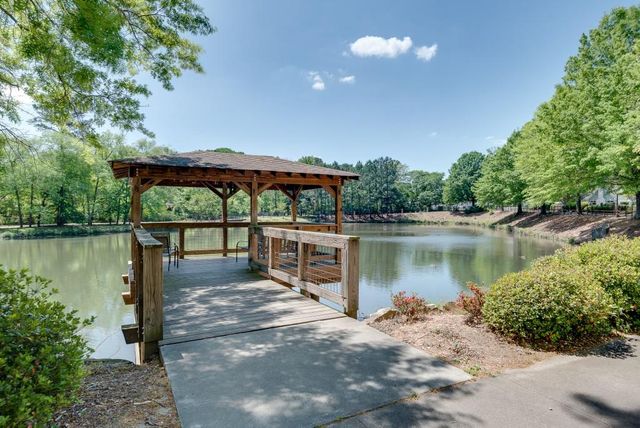 1800 Clairmont Lake A623, Decatur, GA 30033