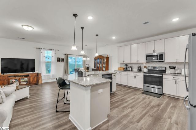 541 Pollyanna Drive, Greenville, SC 29605