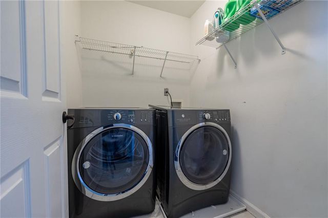604 Arbor Ridge, Loganville, GA 30052