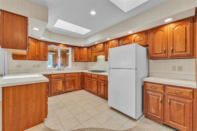 918 Nichols Road, Kalamazoo, MI 49006