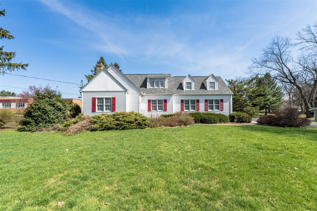 918 Nichols Road, Kalamazoo, MI 49006