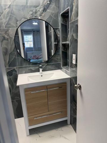 4040 NW 19 Street 305, Lauderhill, FL 33313