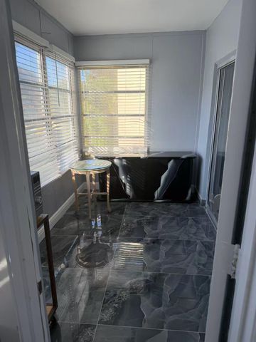 4040 NW 19 Street 305, Lauderhill, FL 33313