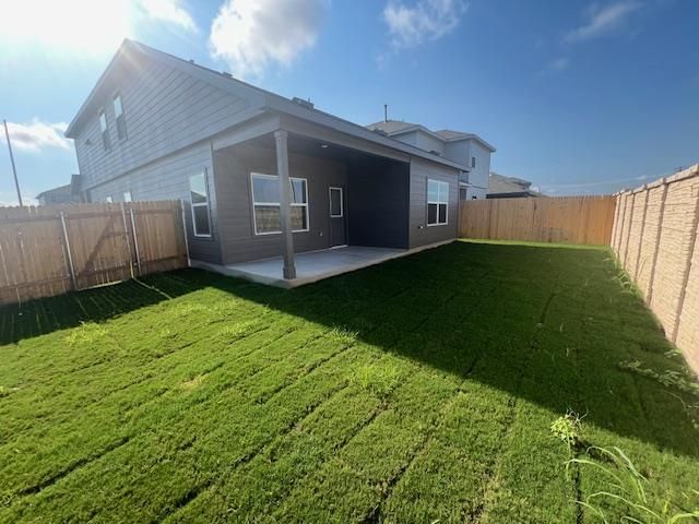 1089 Soapstone PASS, Maxwell, TX 78666