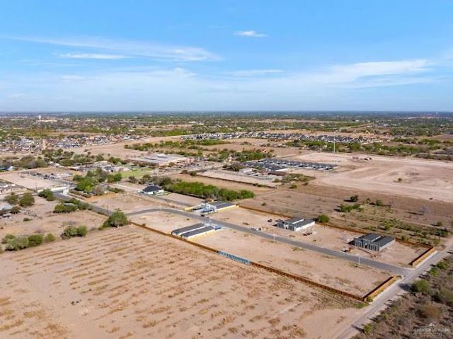 611 Mountain Road A, Mission, TX 78573