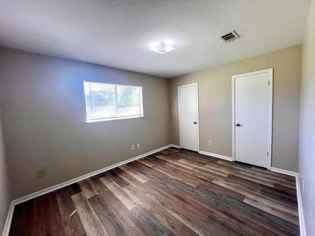 9445 Gross Street, Beaumont, TX 77707