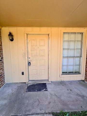 9445 Gross Street, Beaumont, TX 77707