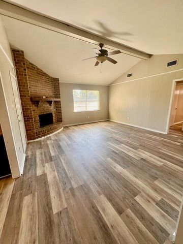 9445 Gross Street, Beaumont, TX 77707