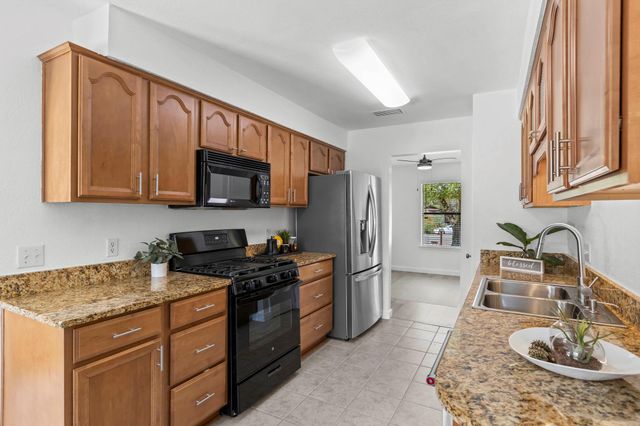 12101 Missel Thrush CT, Austin, TX 78750
