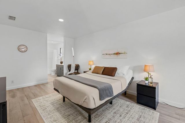 12101 Missel Thrush CT, Austin, TX 78750