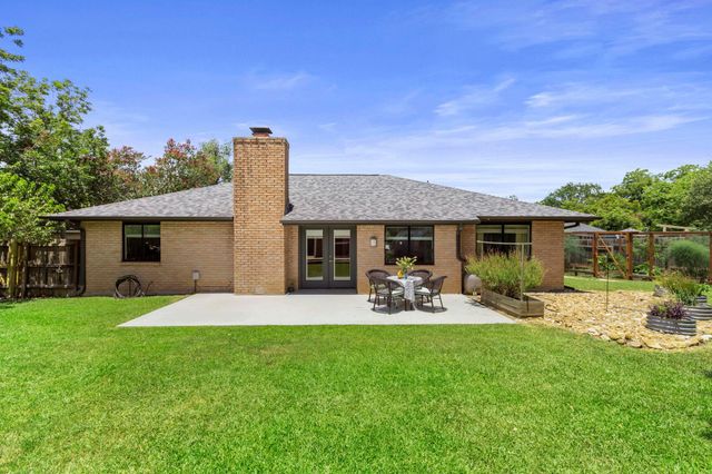 12101 Missel Thrush CT, Austin, TX 78750
