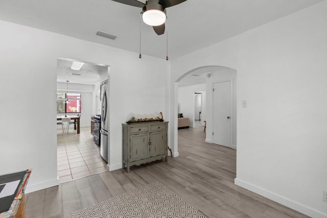 12101 Missel Thrush CT, Austin, TX 78750
